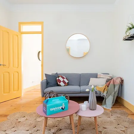 Renovated In Central Belem 15 Minutes From The River *