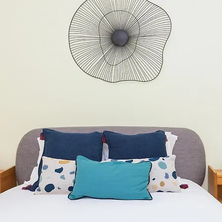Renovated In Central Belem 15 Minutes From The River アパート