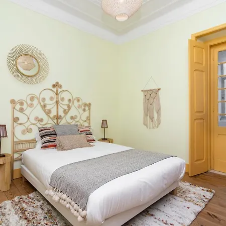 Renovated In Central Belem 15 Minutes From The River アパート