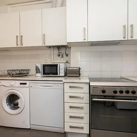 Renovated In Central Belem 15 Minutes From The River アパート リスボン