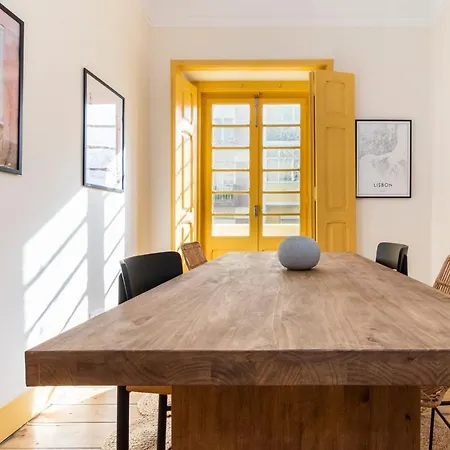 Renovated In Central Belem 15 Minutes From The River
