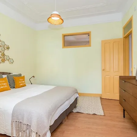 Renovated In Central Belem 15 Minutes From The River