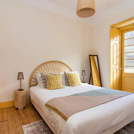 Renovated In Central Belem 15 Minutes From The River