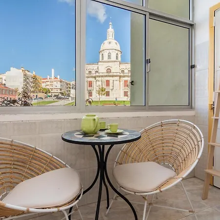 Renovated In Central Belem 15 Minutes From The River アパート リスボン